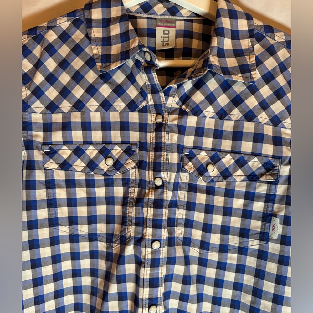 Stio Women’s Blue Plaid Snap Button Shirt – Size Medium - Picture 2 of 6